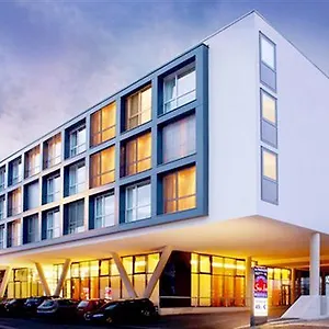 4* 호텔 스타 인 잘츠부르크 에어포트 메세