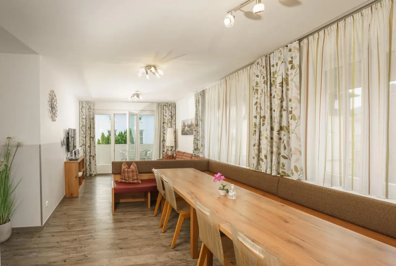 Apartment Easyapartments Riverside Salzburg Österreich